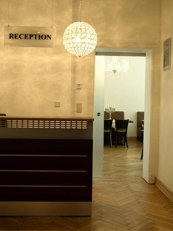 Garni Kleist Am Kurfürstendamm Hotel 2*